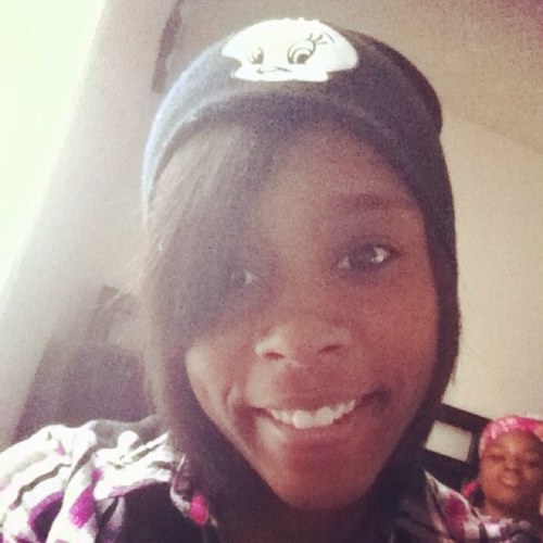 AyooKiaya's profile picture. Life has knocked medown a few times.It showed me things i never wanted to see.I experienced sadness/failures. But onething for sure,I always get up!