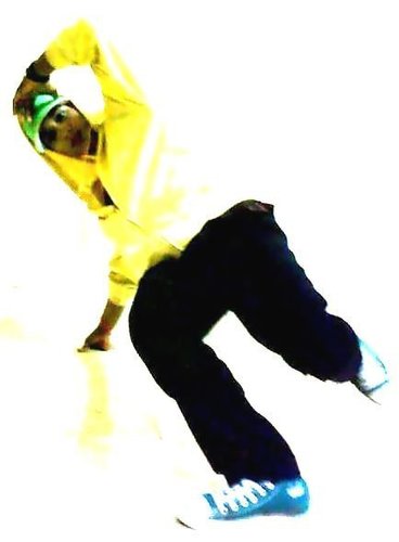 vino_vinix's profile picture. BE your SELF