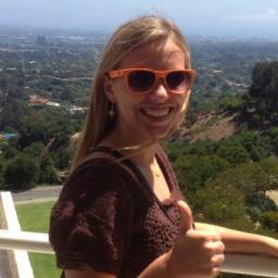 Molls__ Profile Picture