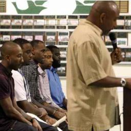 Husband, Father, Grandfather, Head Coach of St. Vincent-St. Mary's Boys Basketball, Director of Dru Joyce Classic Tournaments. Coaching is my way of life.