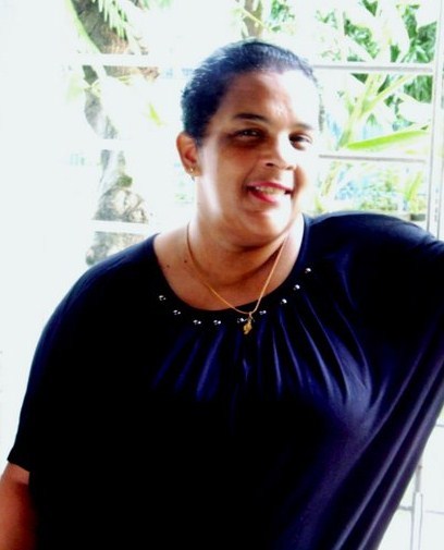 sou muito amiga,sincera e procuro viver muito bem junto ao proximo.enfim sou um ser humano muito pacifico.a fe me conduz para onde vou!!!!!sou amiga quando sou