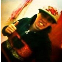 Sou Humilde . e creio em Deus que nele tudo fortaleçe ;D                      Poow ajuda eu ae , Segue eu que eu sigo de volta . 
║▌│█║▌│█║▌│█│║▌║