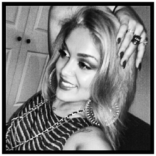My ambition is to have beautiful encounters, not to make money...Lmao ooo who am I kiddin $__$