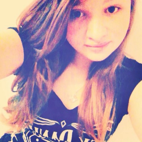 I am just an average girl having the best life ever xXx Follow me and i will follow you xXx Love ya ❤
