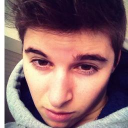 EN CONCERT le 25 mai à Paris. #Benjynators ♥
-Compte non officiel