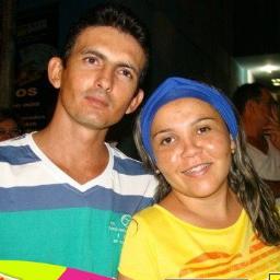 Mãe, esposa e funcionária pública... Amo a vida!