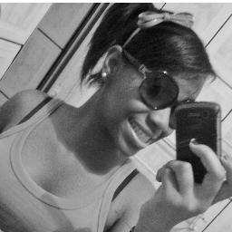 http://t.co/SvK1lEIG  meu niver dia 25/08 :)