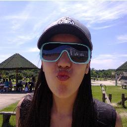 - quem me ver, me vê sorrindo e vai ser sempre assim (8'