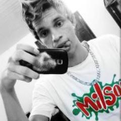 *----*  ,MANINHO/IRMÃO ? eo tte gosto mto mesmo Voce eer mto especial praa mim 3 nao qro perde tua amizade 
@_eliumaAlbuqerq
