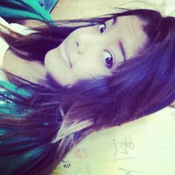ㅤㅤㅤㅤ O importante não é vencer todos os dias, mas lutar sempre..ㅤTudo aqui é inútil (: