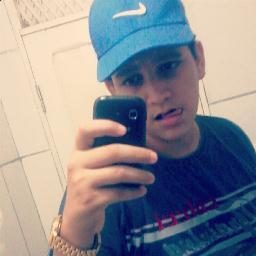 Família, forró, whisky e mulher bonita ♥ Libriano, @OzDanados2, @BotafogoOficial, @AmericaFCNatal, estudante, 16 anos.