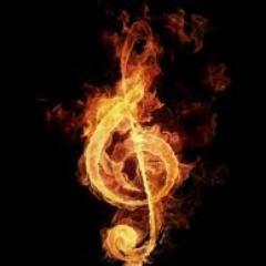 Hey everyone this is the official Twitter account of Dynamix, the women's acapella group of the College of Saint Benedict. Thanks for following & supporting us!