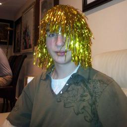 FackerThe's profile picture. Soy un cabrón, hideputa y mucho mas.. Tambien cuento chistes malos. fackerthe@gmail.com