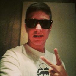 Ola sou @RiickDantasIS , tenho 15 Anos , danço Free Step , São Paulino . Grupo : Infinity Step.. Se quiser saber mais é só me seguir. (: