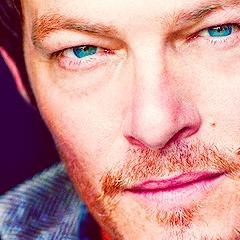 Eu amo a Rebecca . #
Daryl dixon SEU FODHASTICO .