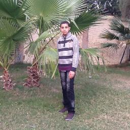 عيوب الجسم يسترها متر قماش .. وعيوب العقل يفضحها أول نقاش