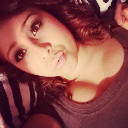 -Alejandraa, Jth;Sophmore, seventeen, taken 12.14.12♡