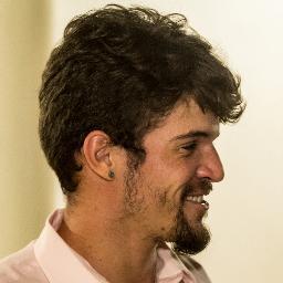 ...louco é quem me diz que nao é feliz