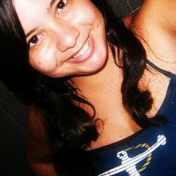 18 Anos. Namorando. Carioca. Tricolor. FELIZ!