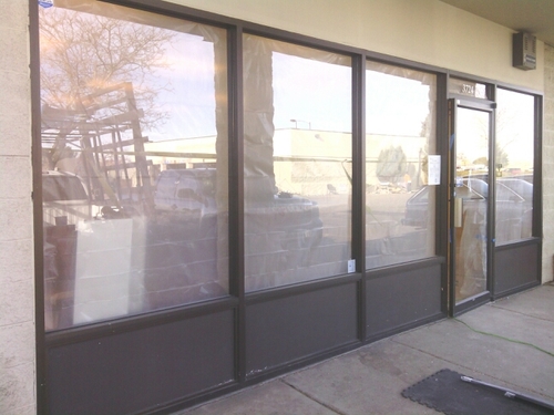 AbsoluteGlassCO's profile picture. Colorado local family owned and operated architectural glass business.