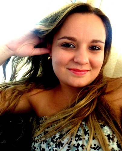 **Felicidade é saber aproveitar todos os momentos como se fossem os últimos!!!