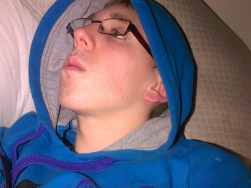 MarkMcGrath17's profile picture. I follow back :D 17 irish from belfast follow me