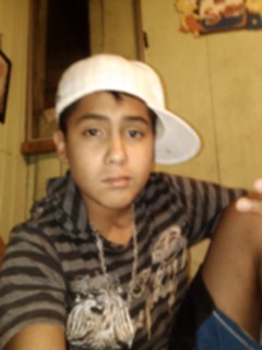 hola amigos porfa siganme