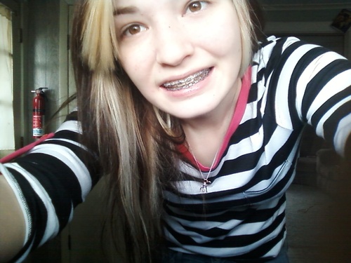 Im Brittany! 16. Junior:D Taken 08.09.10. Crown The Empire. Blessthefall. A Day To Remember 3
