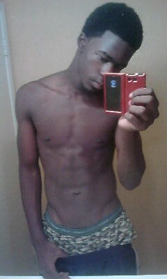 #TeamAries_ Ima cool person fwm But hit that follow button I follow back|¤¤¤HollowTips  , follow bae @Trillshittttttt