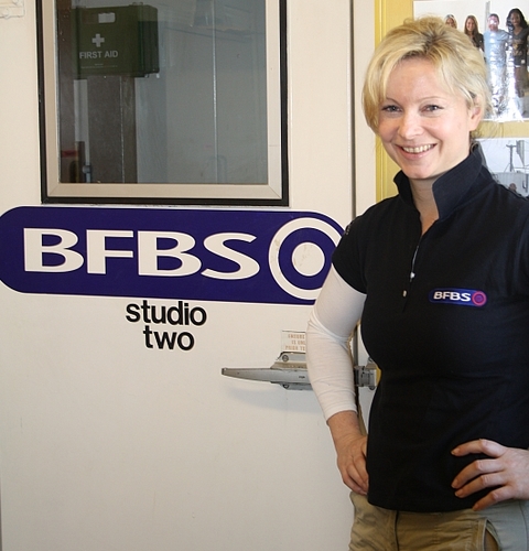 This is the Official Hermina Campbell on BFBS Twitter Page, Listen on DAB, Sky 0211, Freesat 786, http://t.co/46ccwp3eW8 Facebook: Hermina on BFBS