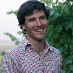 producer of WA wine - descendant of daughters of the American Revolution - New Englander gone western