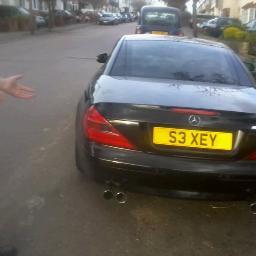 flewover's profile picture. 