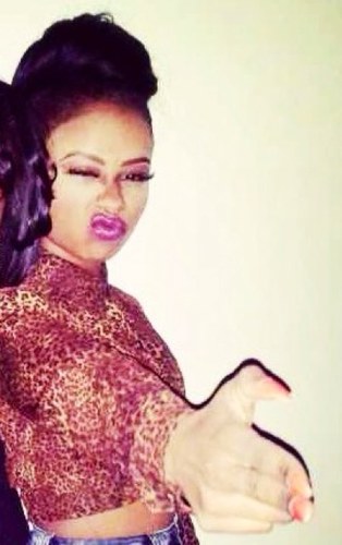HBIC of All Shades of Beautie & The Art Behind Hidden Dresses.

I'm still ah stylist, artist just amazing ...4 11 tho