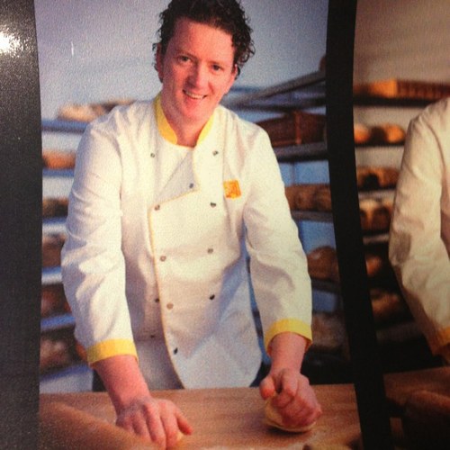 Ambacht, Smaak, Versheid, Service, Klantvriendelijkheid. Passie voor brood, gebak! Kortom, Echte smaak begint hier!!