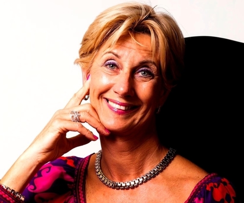 mirellabis's profile picture. 