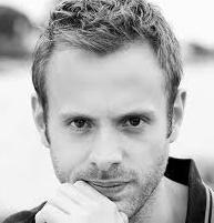 Actor and author. A mix between nerd and elderly.