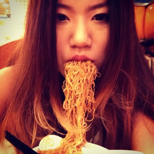 thiskellychin's profile picture. not that kelly chin