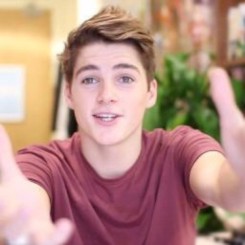 I make stuff online and occasionally i'm a twin. Enquiries@jacksgap.com [RP/Single]