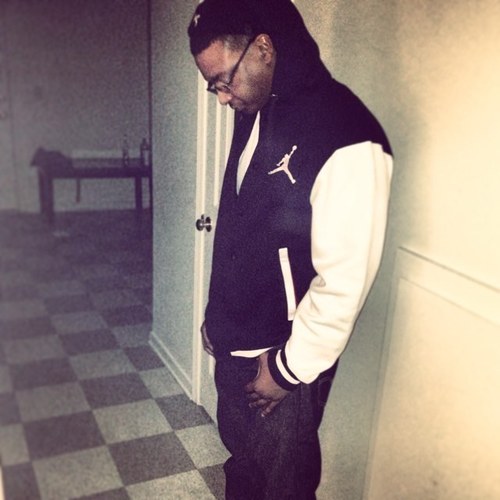 What's haapnin' fam! This is ya boy Jay! If you wanna know me, follow me!