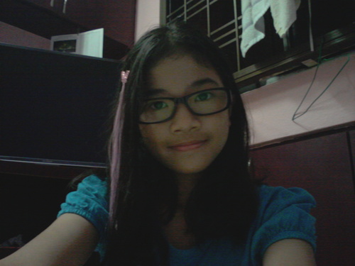 Fatihah here! ♥☆(=^・・^=) Follow me if u noe me　(^_-)-☆