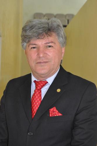 Deputado Estadual pelo PSD, autor de vários projetos com resultados eficazes, que beneficiam a população, como a criação do CRTN, o desconto de 20% no IPVA...