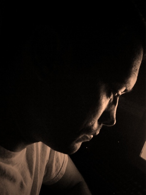 icyplains's profile picture. Part-time iOS app developer