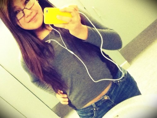 Hi follow me i follow back!!!!