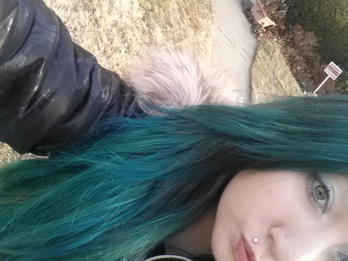 zombitchhhhh's profile picture. Let's live like jack and sally~ I dye my hair and shop way too much.