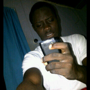 raviareacode's profile picture. Young n bossin