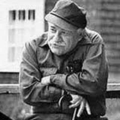 coffaro80's profile picture. Chiedere la decentralizzazione senza libertà di partecipazione ai processi decisionali a tutti i livelli, sarebbe puro oscurantismo M.Bookchin