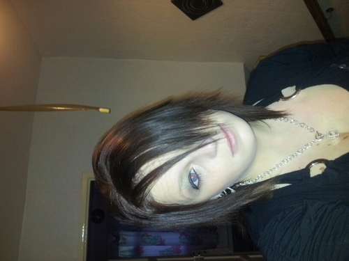 my name is chantelle i am a single mum of 5 i love my children so much xxx