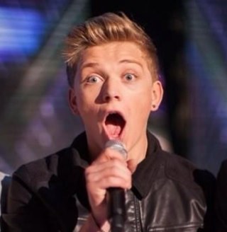 3 boys have taken over my life....known as District 3! Loved them forever and always❤!xo