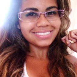 A vida me ensinou a nunca desistir, nem ganhar, nem perder mais procurar evoluir 8'