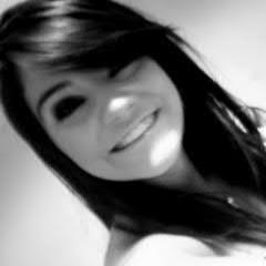 MikaMendes21's profile picture. “Não se acostume com o que não o faz feliz, revolte-se quando julgar necessário. Alague seu coração de esperanças, mas não deixe que ele se afogue nelas.”